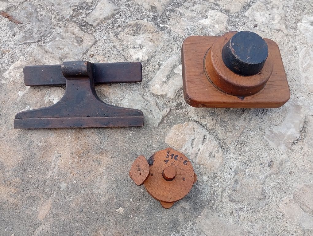 Moldes em madeira