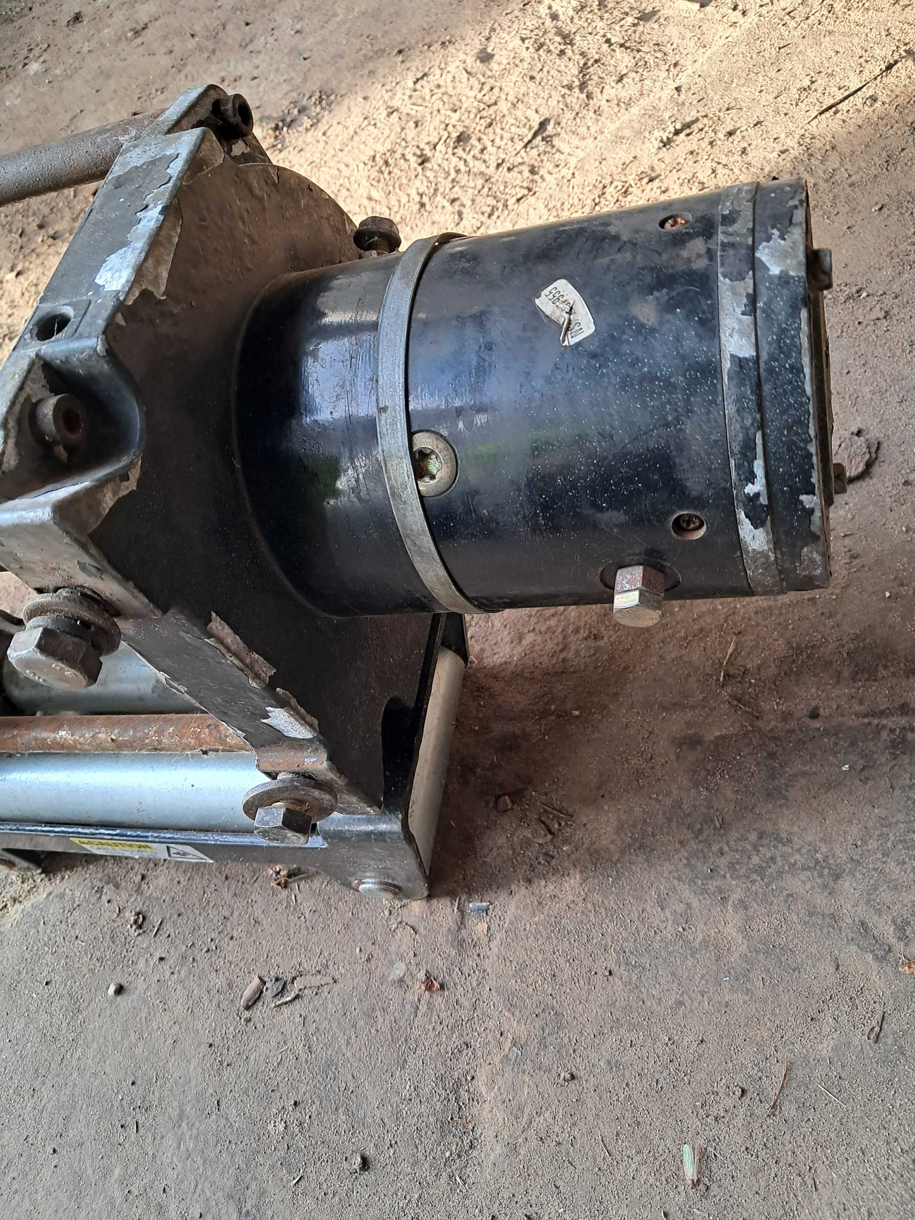 Wciągarka elektryczne 12v