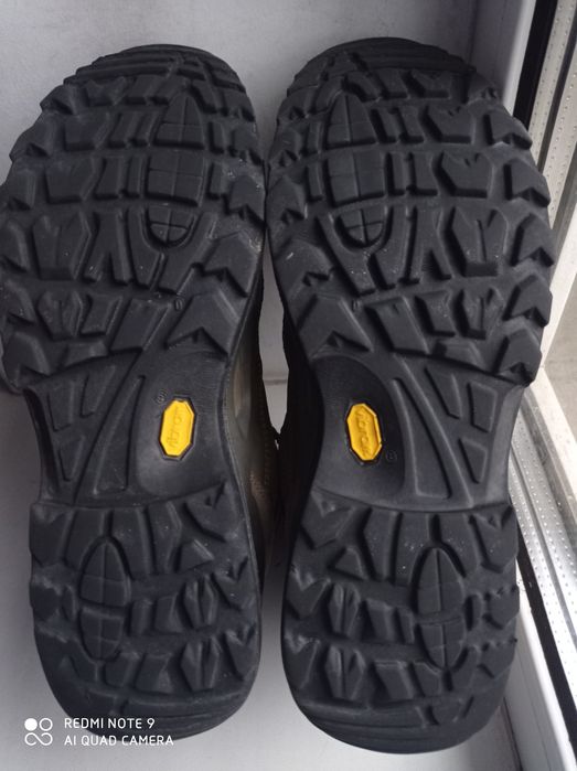 ботінки  Lowa  р 38 - 39