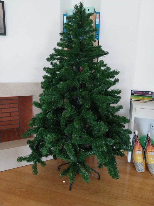 Árvore de Natal 1,80m Leiria