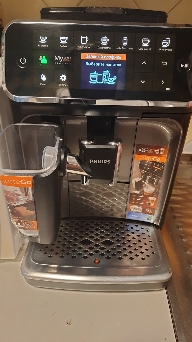 Кавомашина Philips 4300