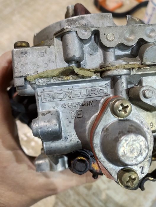 Карбюратор Ford моноінжектор