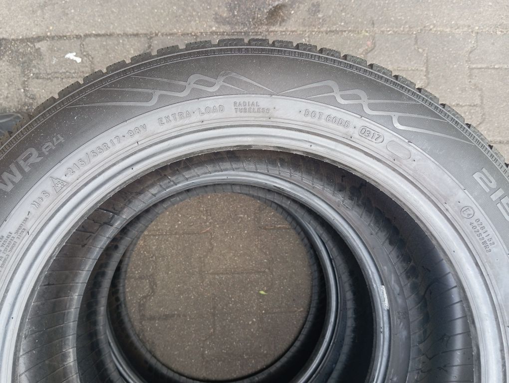 4szt zimówki Nokian WRA4,  215/55/17 98V XL gumy 6,5-7