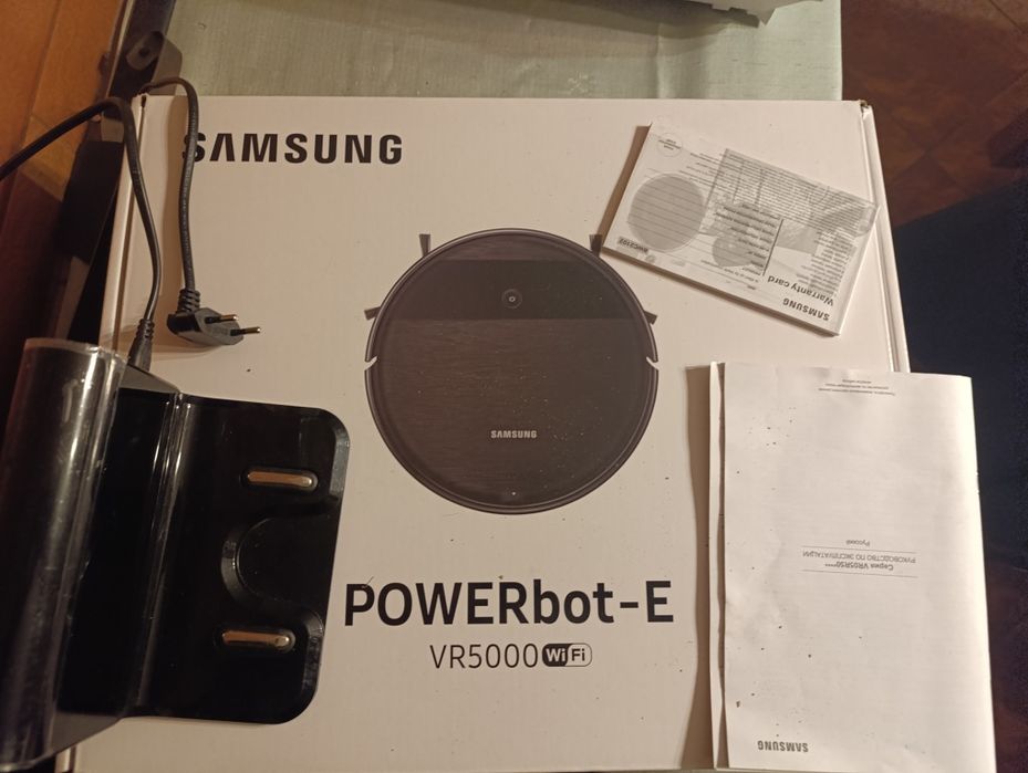 Робот-пилосос безмішковий Samsung vr05r5050wk black