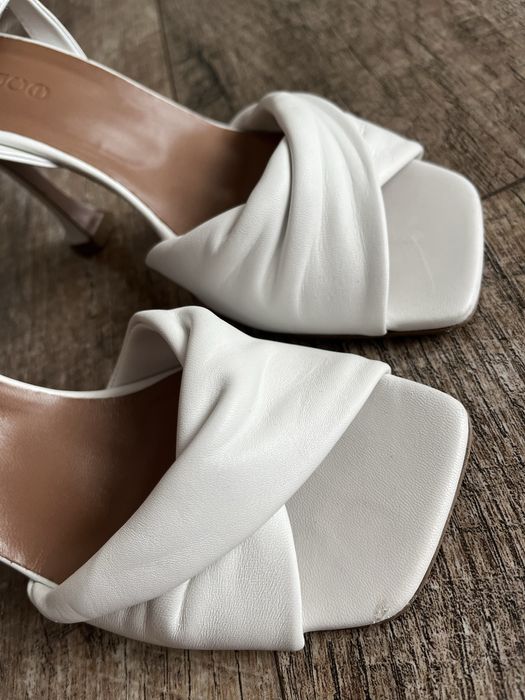 Босоніжки Nursace