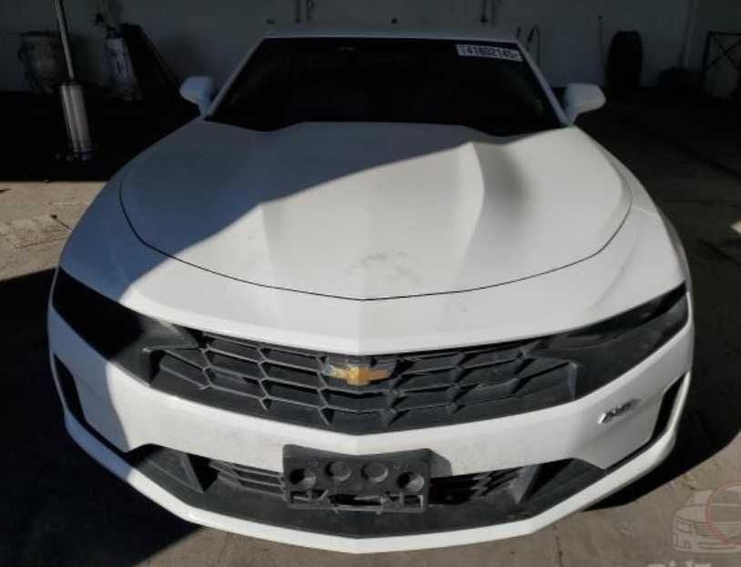 Бампер Chevrolet Camaro запчастини деталь шевроле камаро запчасти