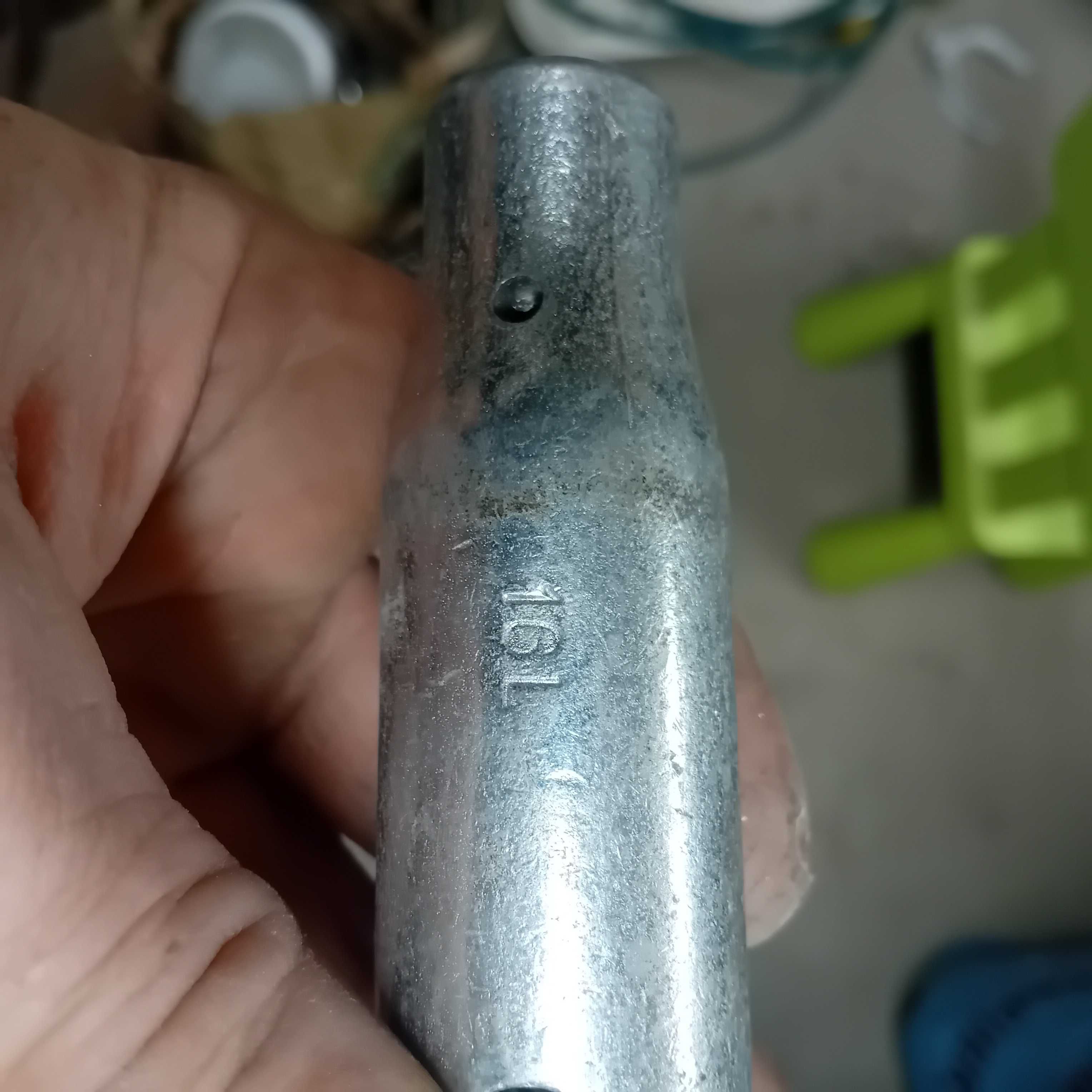 Nakretka napinajaca rurowa M 16