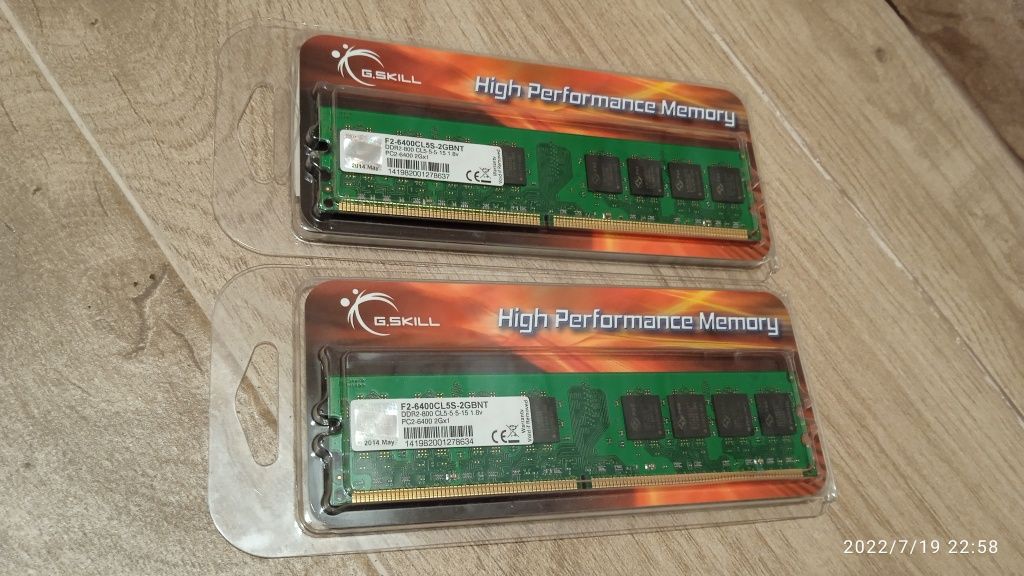 Memória G.SKILL 2GB DDR2 (2 unid.)