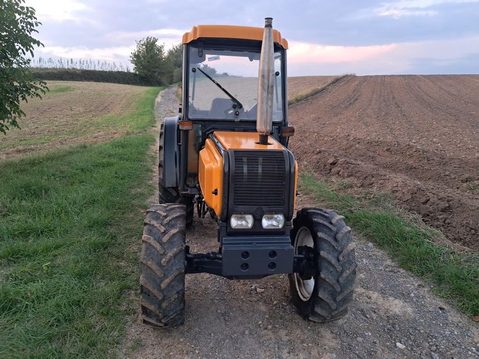Renault 8014 sadownik 4x4