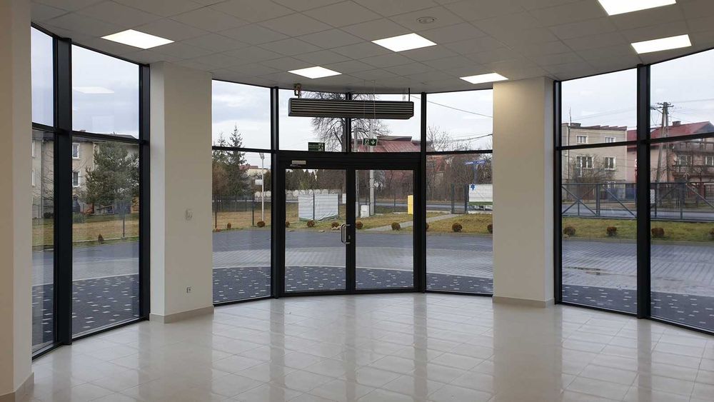 400m2 salon hala sklep biura gabinety kazda firma salon samochodowy