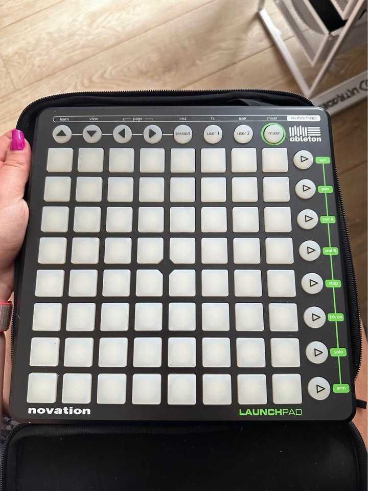 novation launchpad mk1