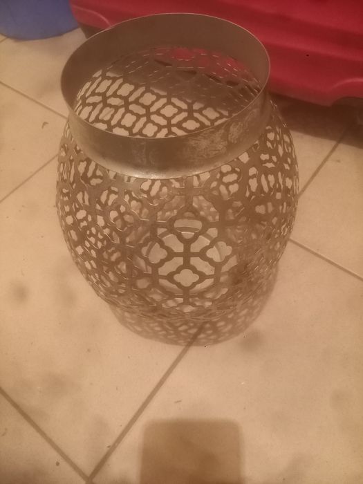 Sprzedam duży srebrny świecznik metal