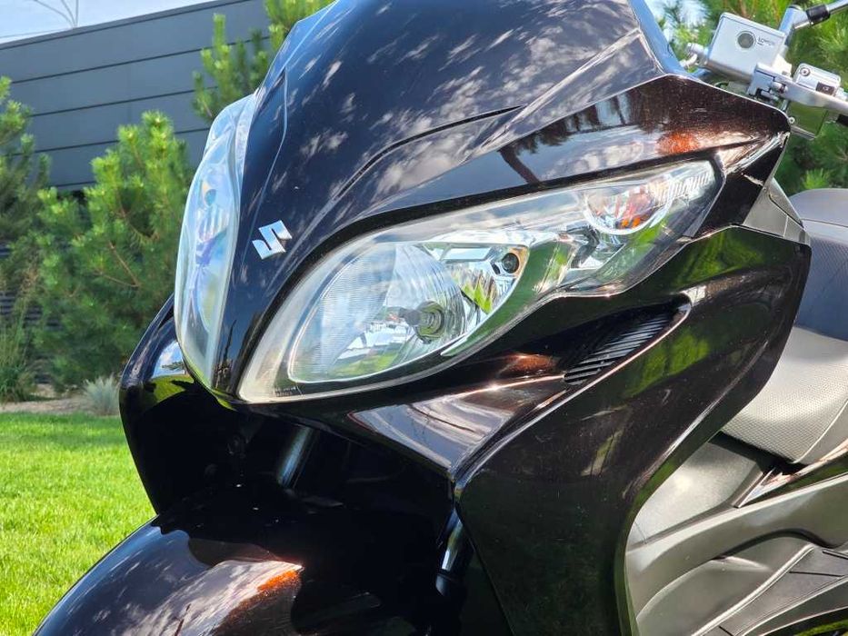 Макси скутер  SUZUKI SKYWAVE 250SS Щойно з Японії Ідеал в Арт Мото