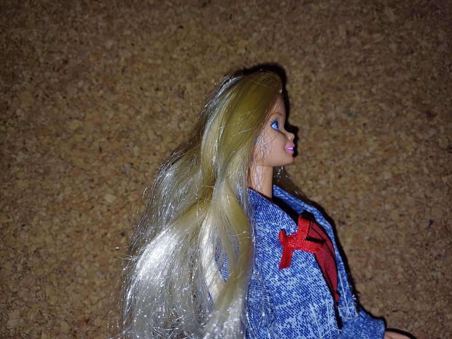 Barbie Vintage, ano 1976.
Mattel. 
Barbie com roupa original, calçado