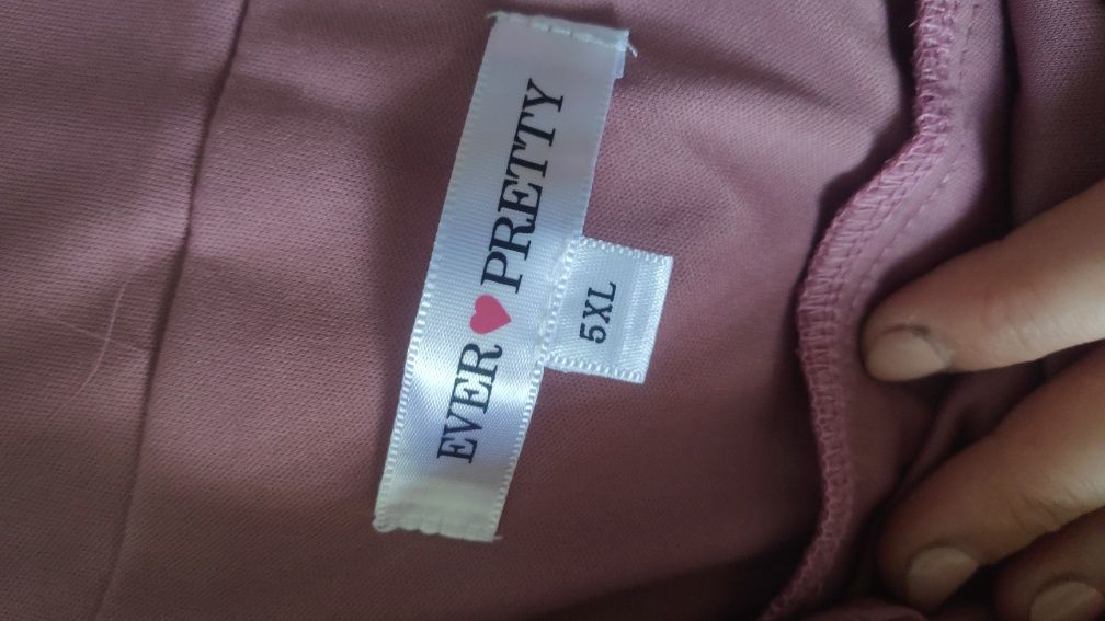 Długa elegancka suknia brudny róż duży rozmiar