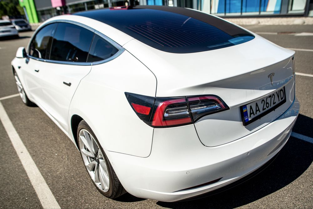 Tesla model 3, long range 75 кВт
