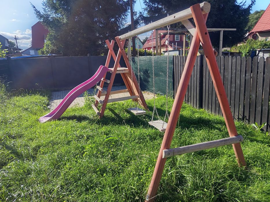 Huśtawka, domek , piaskownica