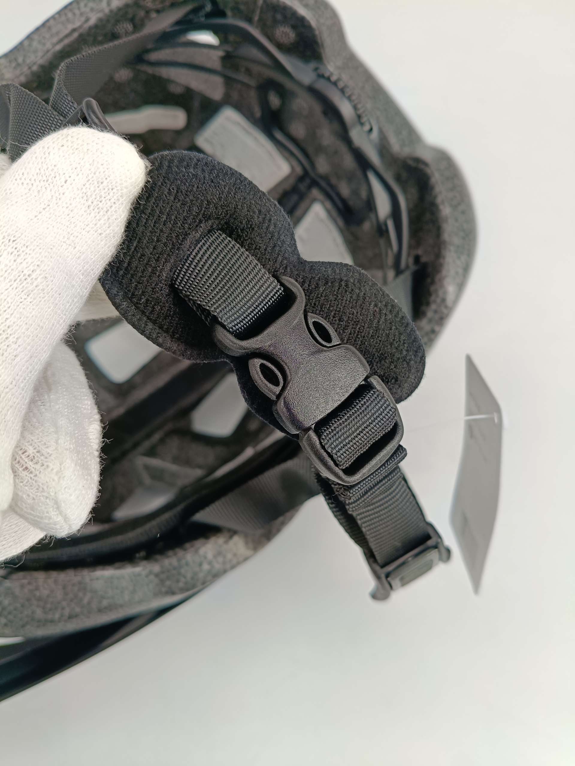 Kask rowerowy Abus MoTrip shiny black L