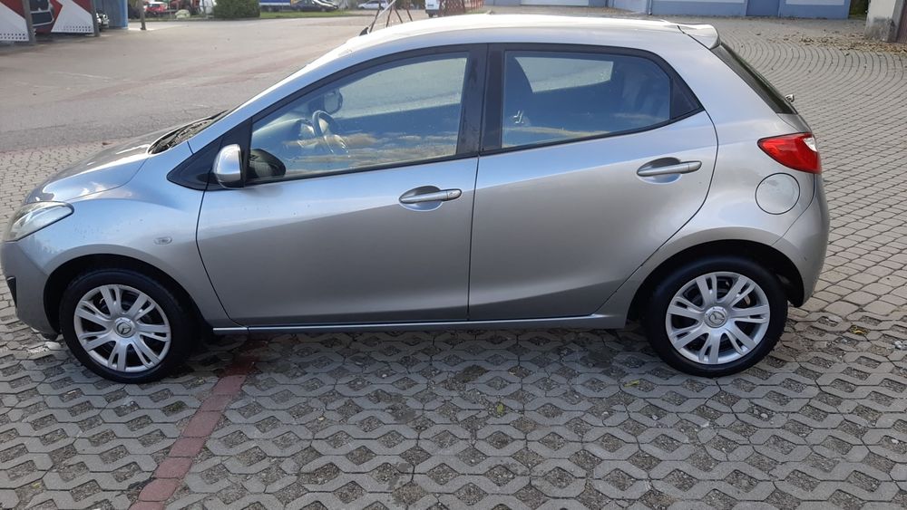 Mazda 2 , 1.35 benzyna, 2012, klimatyzacja , 136tys km, Tarnogród,
