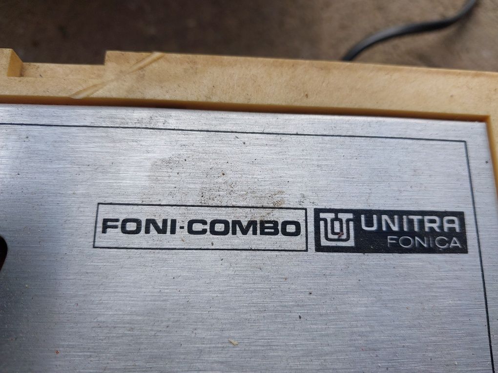 Gramofon z głośnikami Unitra Foni Combo
