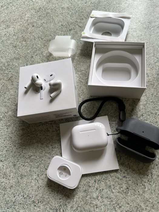 AirPods Pro 2 майже нові