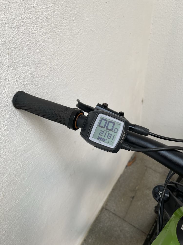 Bicicleta Elétrica Cube