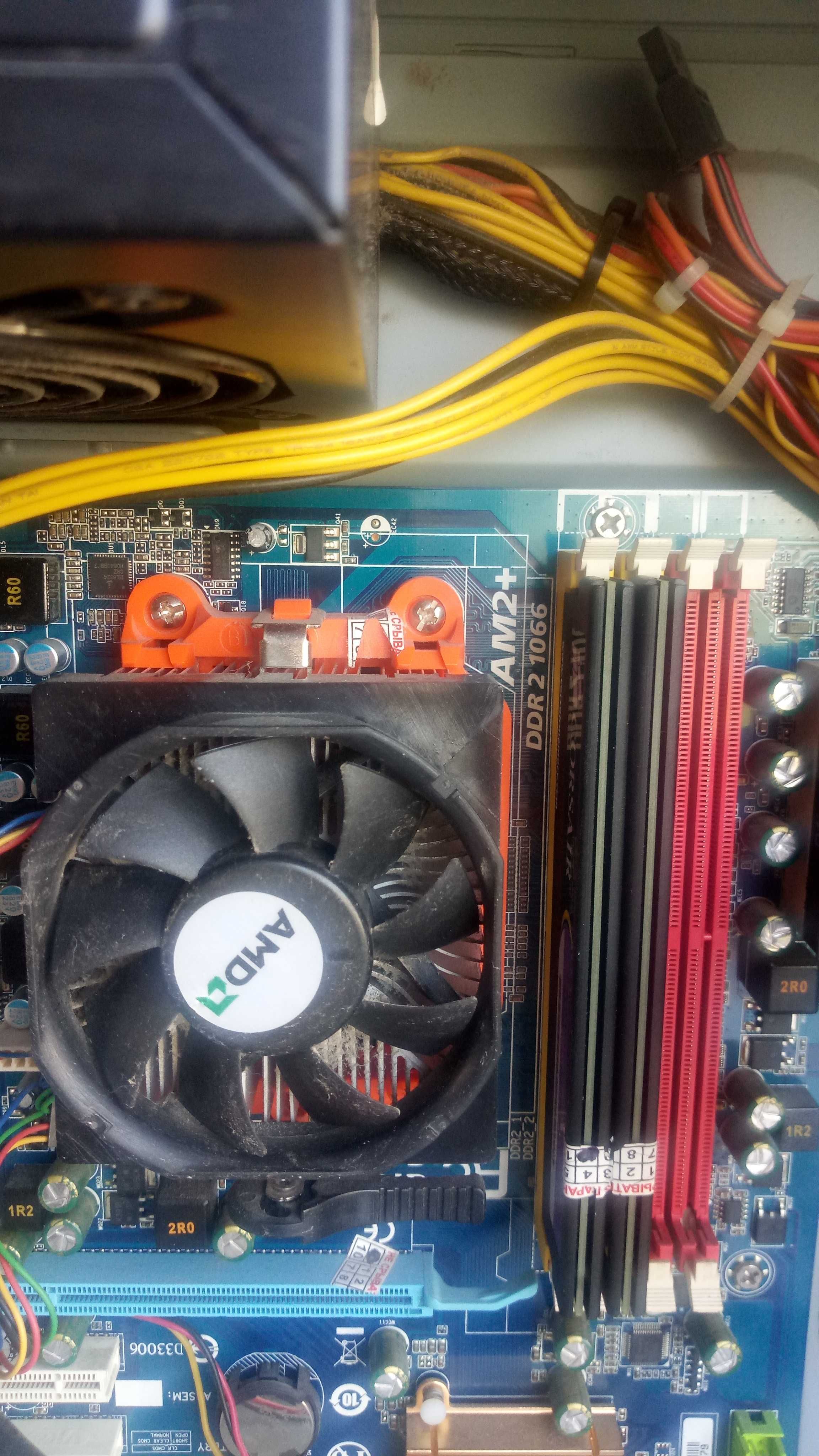 Материнская плата Socket AM2+.Процессор AMD Athlon II X2.