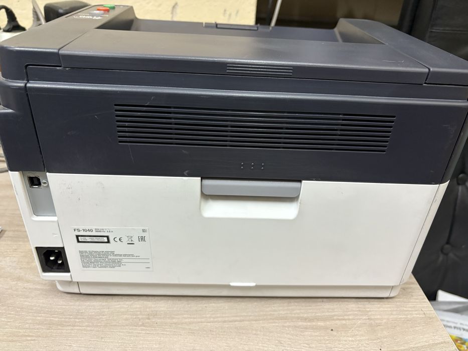 Продам принтер kyocera fc-1040