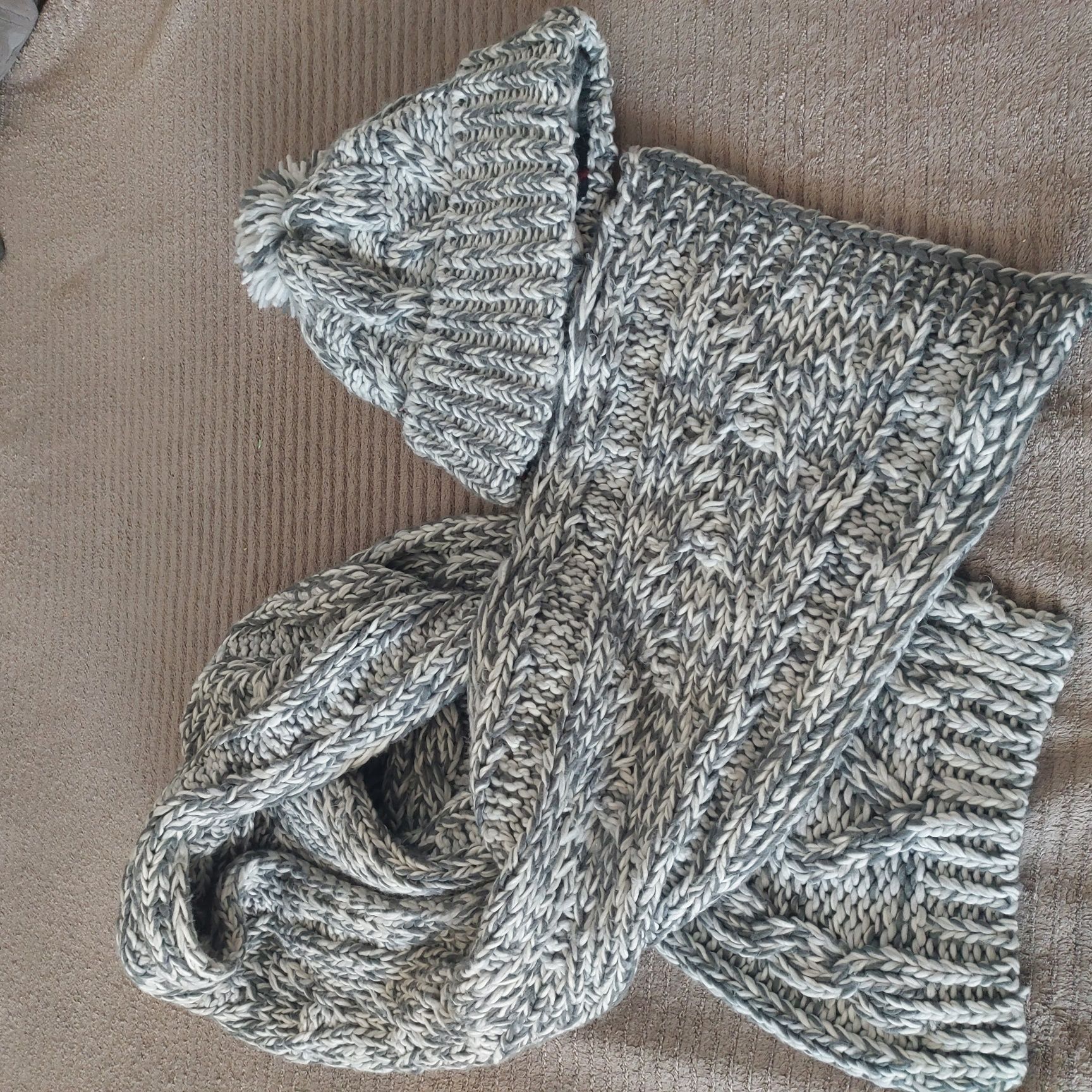Czapka szalik C&A zestaw