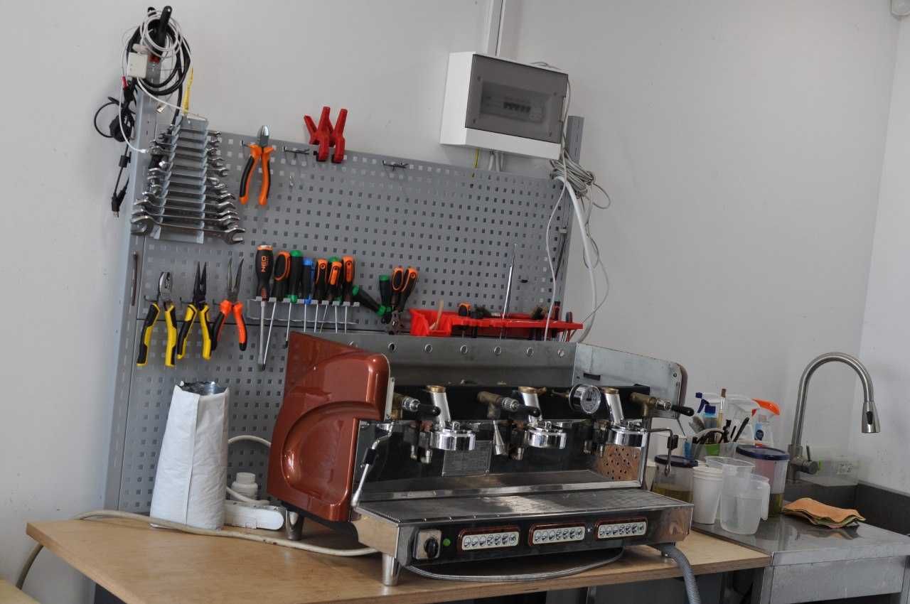 Ремонт кавового обладнання (кавомашин, кавоварок, вендингові автомати)