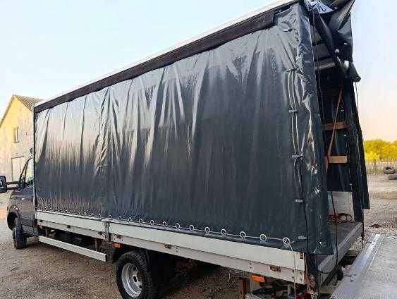 Kontener z plandeką i windą do Iveco C50