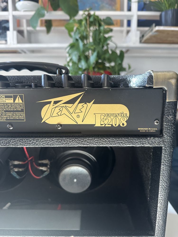 Wzmacniacz gitarowy Peavey Ecoustic 208