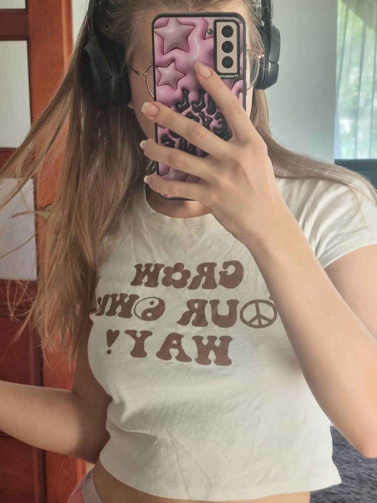 Top beżowy przyległy