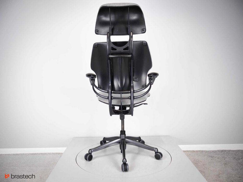 Fotel biurowy Humanscale Freedom z Zagłówkiem