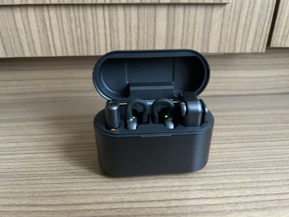 Hollyland Lark M2S - Profesjonalne bezprzewodowe mikrofony - zestaw