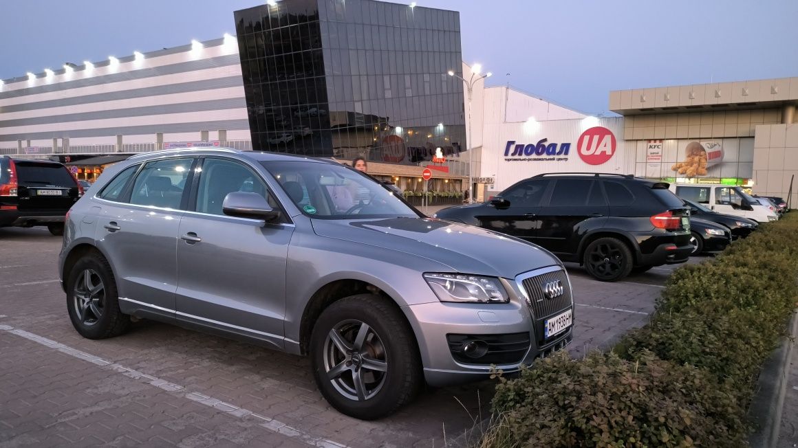 Продам  авто Audi Q5