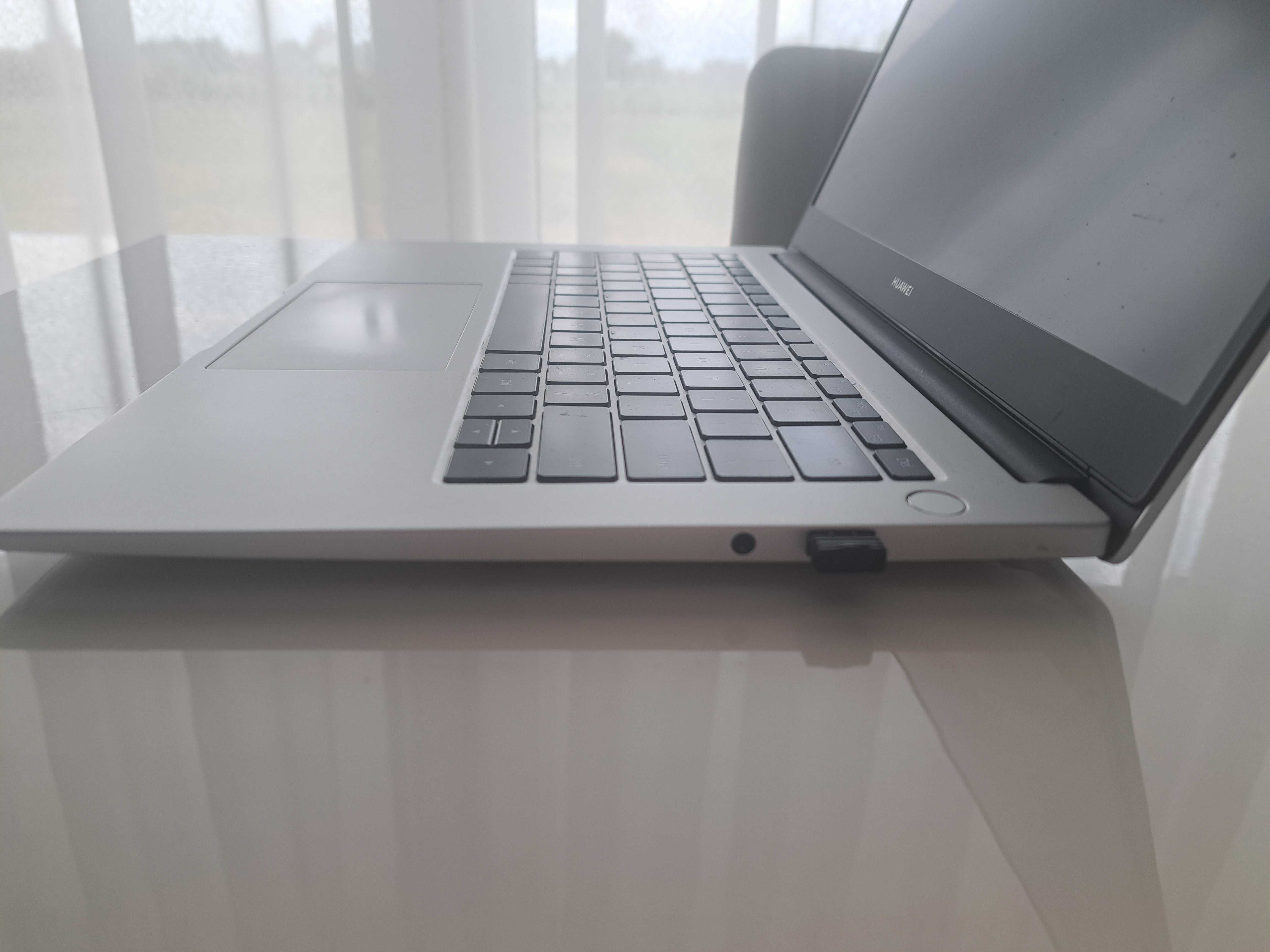 Huawei MateBook D 14 AMD R5 8G+512G (Nbl-WAQ9R)