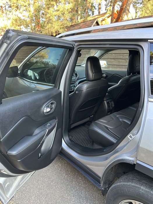 Jeep Cherokeee 2020 3.2