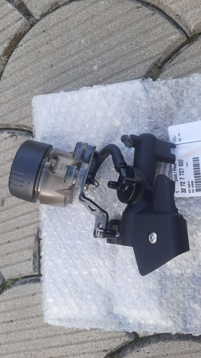 Pompa Hamulcowa Przód Zbiorniczek BMW F800S F800ST F800GT K71 Nowa