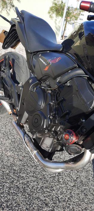 Vendo Honda Hornet ano 2010