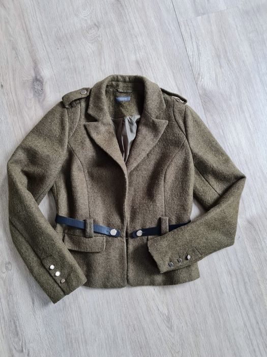 Marynarka w kolorze khaki