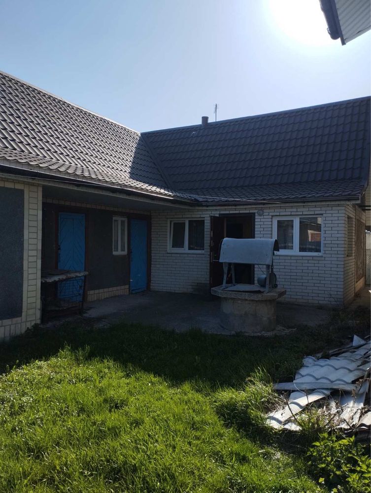 Продам будинок 200м2 смт.Лисянка Черкаської обл.
