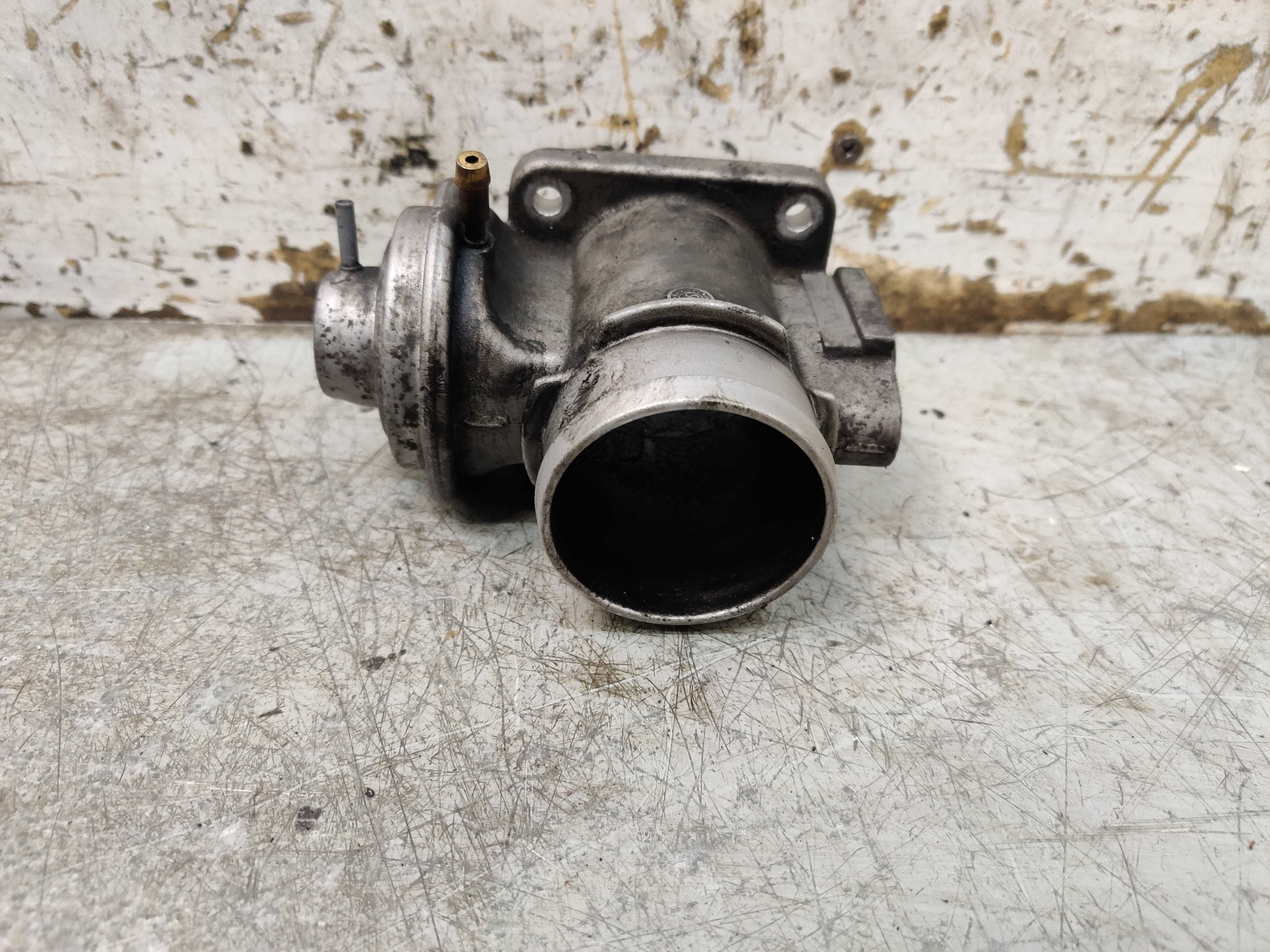 BMW E39 E34 525 TDS Zawór EGR