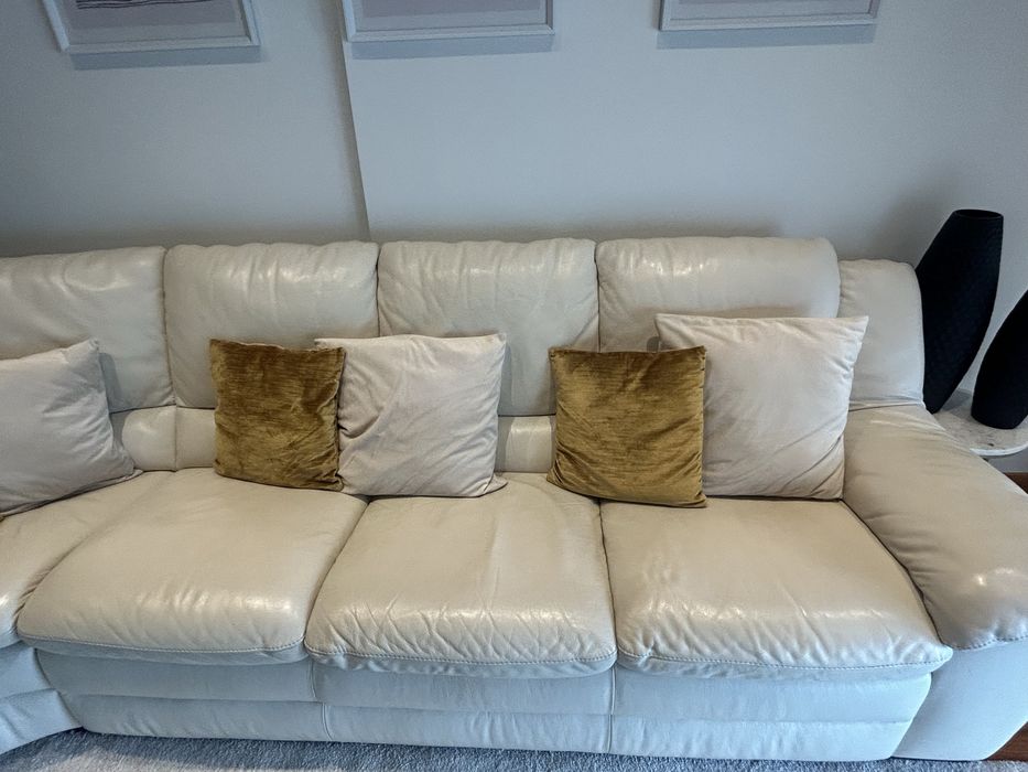 Sofa pele Divani em otimo estado