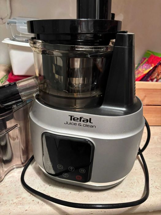 Sprzedam wyciskarkę wolnoobrotową firmy TEFAL