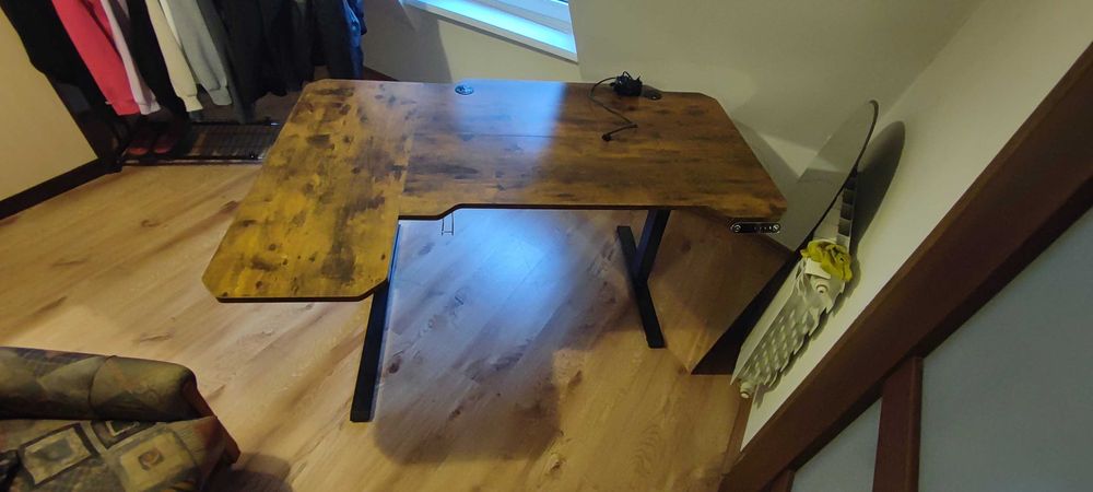 Biurko regulowane elektrycznie 150x100x70/120cm