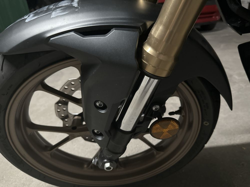 Guarda lamas da frente  cb 125r