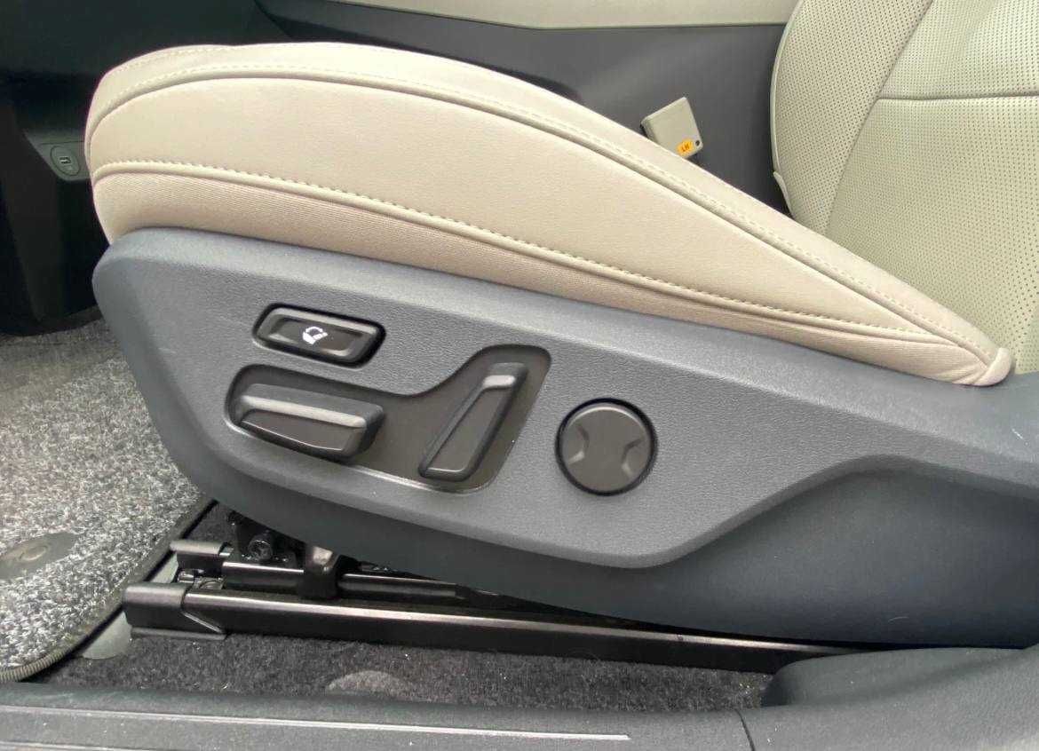 У продажі Kia EV6 2023