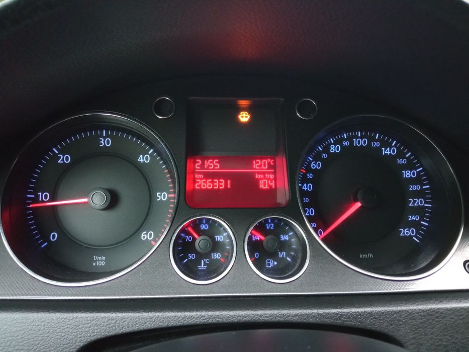 Passat B6 1.9 TDI Z Niemiec 266tys.km Klimatron hak kombi 2007r