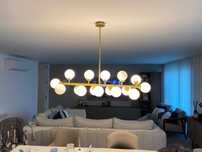 Candeeiro de sala dourado
